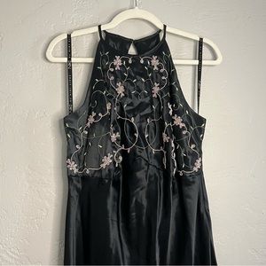Vintage Niki Livas Black Embroidered Formal Dress Size 14W